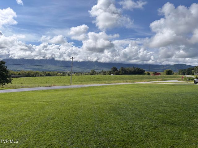 280 Camp Creek Road, Greeneville, TN 37743