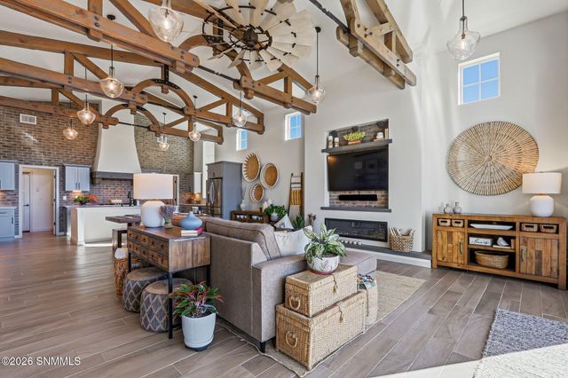 3792 Archangel Avenue, Las Cruces, NM 88012