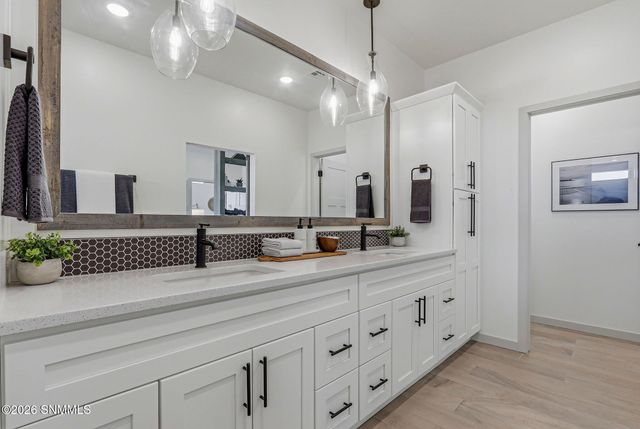 3792 Archangel Avenue, Las Cruces, NM 88012