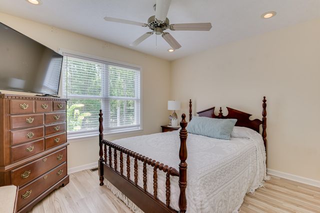 137 Golden Pond Court, Aiken, SC 29803