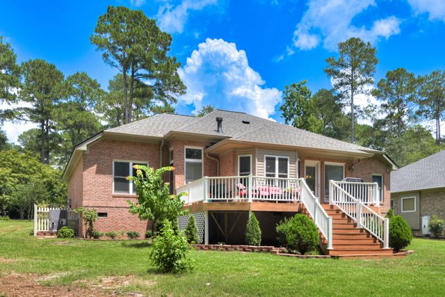 137 Golden Pond Court, Aiken, SC 29803