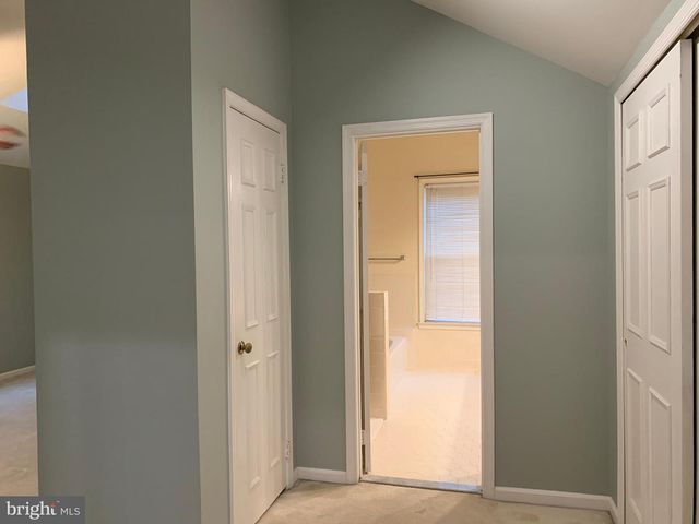 9603 WATERLINE DR, Burke, VA 22015