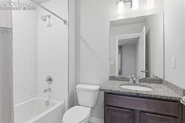 9384 Crosshaven View, Colorado Springs, CO 80927