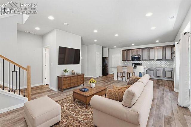 9384 Crosshaven View, Colorado Springs, CO 80927