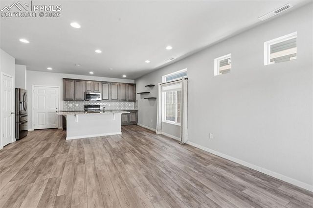 9384 Crosshaven View, Colorado Springs, CO 80927