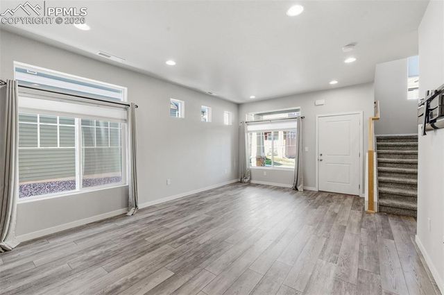 9384 Crosshaven View, Colorado Springs, CO 80927