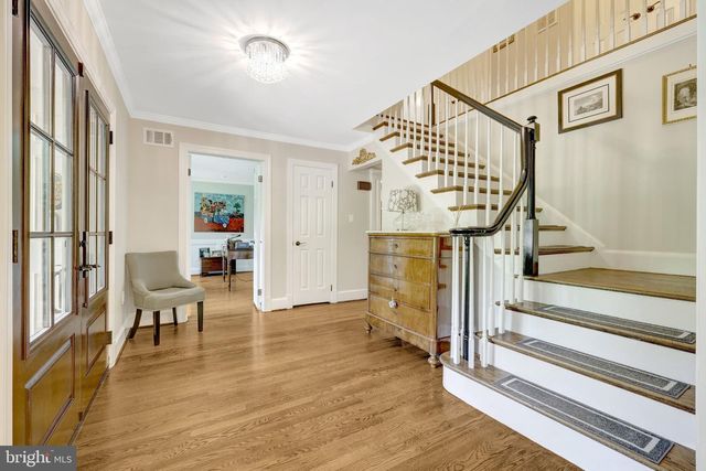 7845 OLD DOMINION DR, Mclean, VA 22102