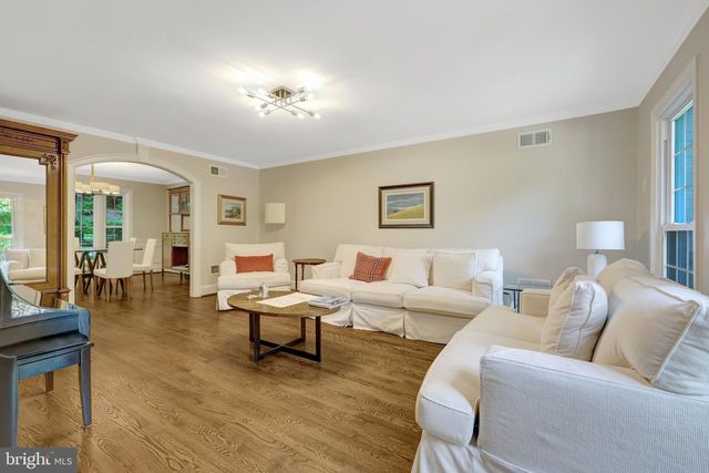 7845 OLD DOMINION DR, Mclean, VA 22102