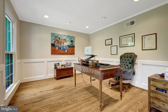 7845 OLD DOMINION DR, Mclean, VA 22102