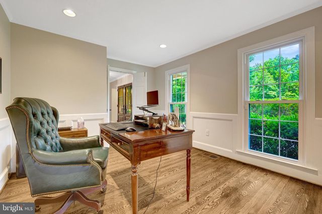 7845 OLD DOMINION DR, Mclean, VA 22102