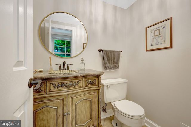 7845 OLD DOMINION DR, Mclean, VA 22102