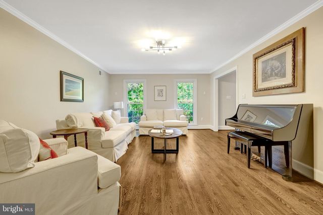 7845 OLD DOMINION DR, Mclean, VA 22102