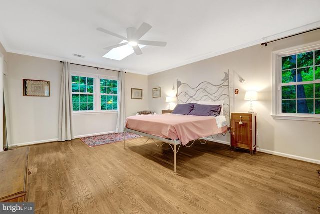 7845 OLD DOMINION DR, Mclean, VA 22102