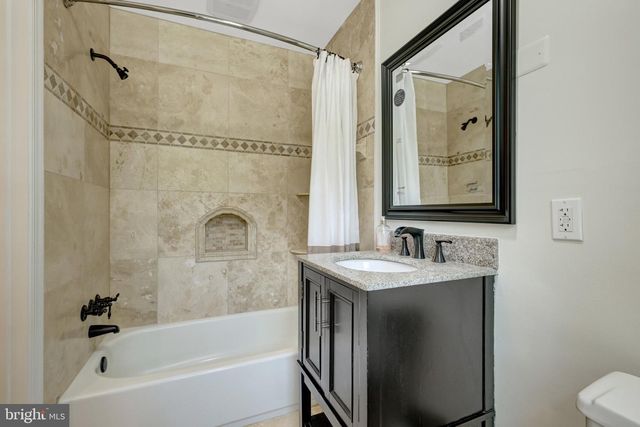 7845 OLD DOMINION DR, Mclean, VA 22102