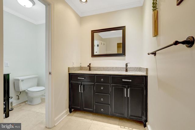 7845 OLD DOMINION DR, Mclean, VA 22102