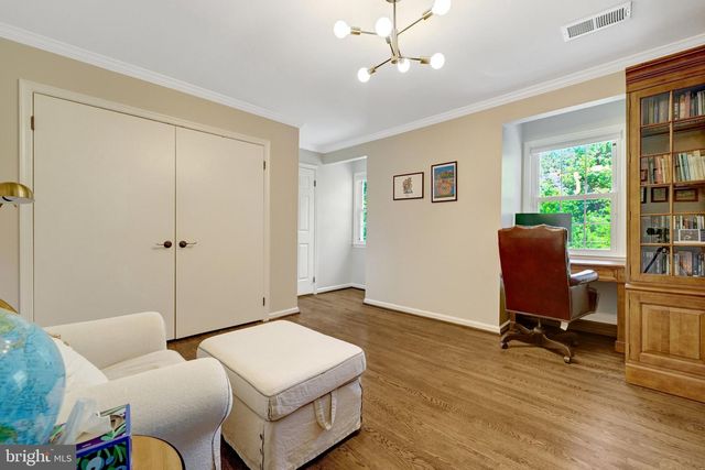 7845 OLD DOMINION DR, Mclean, VA 22102