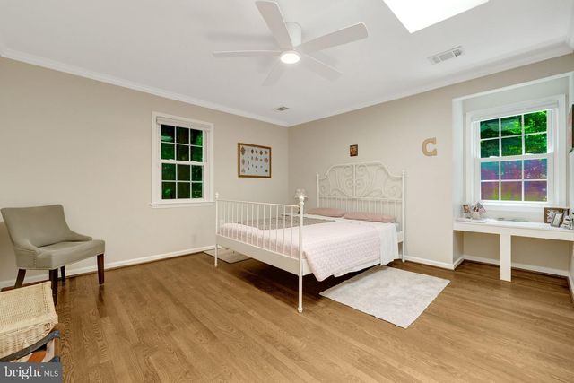 7845 OLD DOMINION DR, Mclean, VA 22102