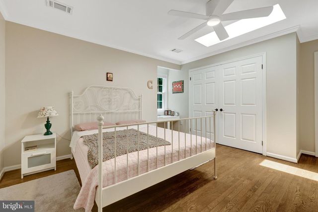 7845 OLD DOMINION DR, Mclean, VA 22102