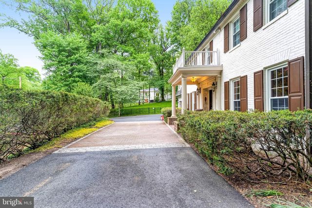 7845 OLD DOMINION DR, Mclean, VA 22102