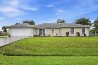 482 SE GALLEON Lane, Port St. Lucie, FL 34983