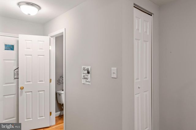 5661 CHELMSFORD CT, Burke, VA 22015