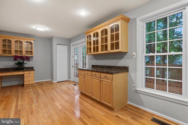 5661 CHELMSFORD CT, Burke, VA 22015