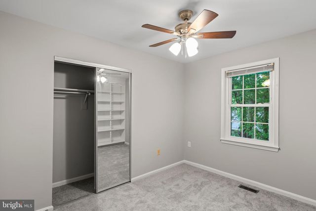 5661 CHELMSFORD CT, Burke, VA 22015