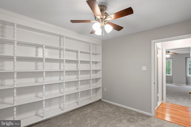5661 CHELMSFORD CT, Burke, VA 22015