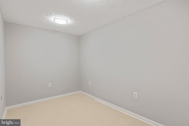 5661 CHELMSFORD CT, Burke, VA 22015