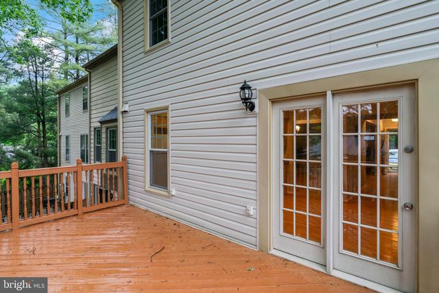 5661 CHELMSFORD CT, Burke, VA 22015
