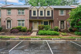 5661 CHELMSFORD CT, Burke, VA 22015
