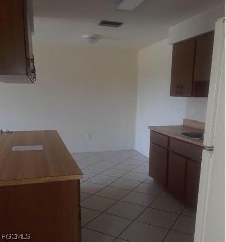 13401 1st ST, Fort Myers, FL 33905