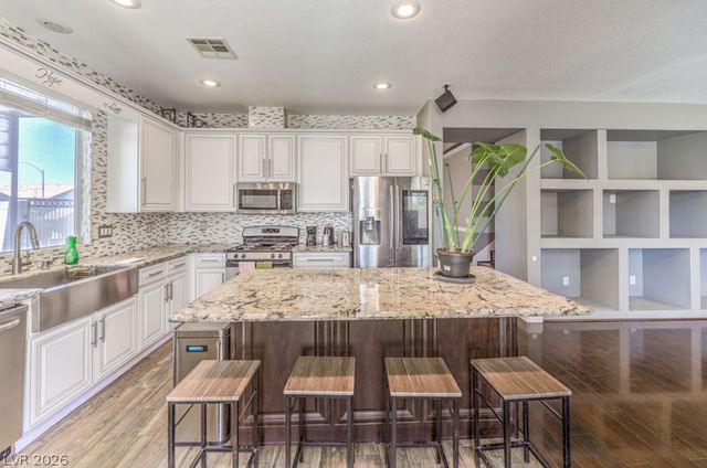 6607 McKinley Summit Court, Las Vegas, NV 89110