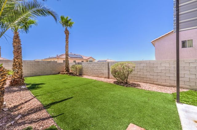 6607 McKinley Summit Court, Las Vegas, NV 89110