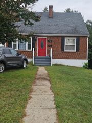 1516 Fresno ST, Roanoke, VA 24017