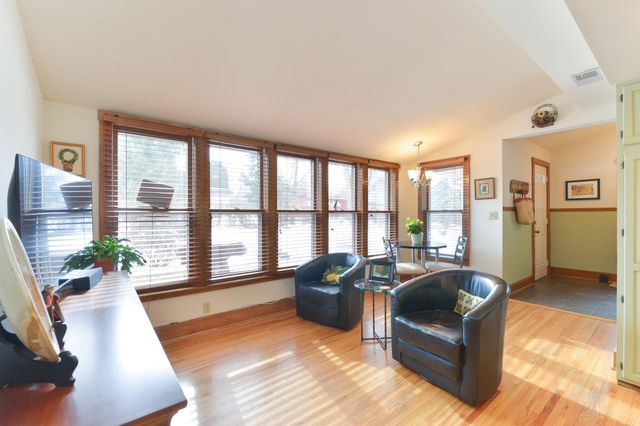 924 5th Avenue S, Stillwater, MN 55082