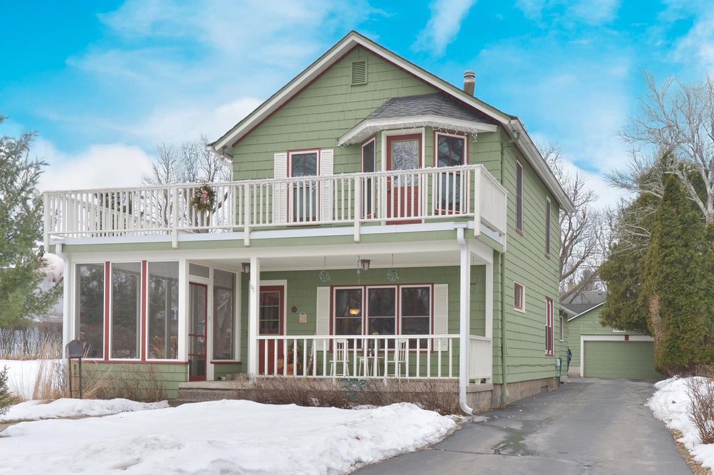 924 5th Avenue S, Stillwater, MN 55082