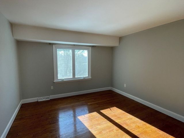 20 Drummer Boy Way 20, Lexington, MA 02420