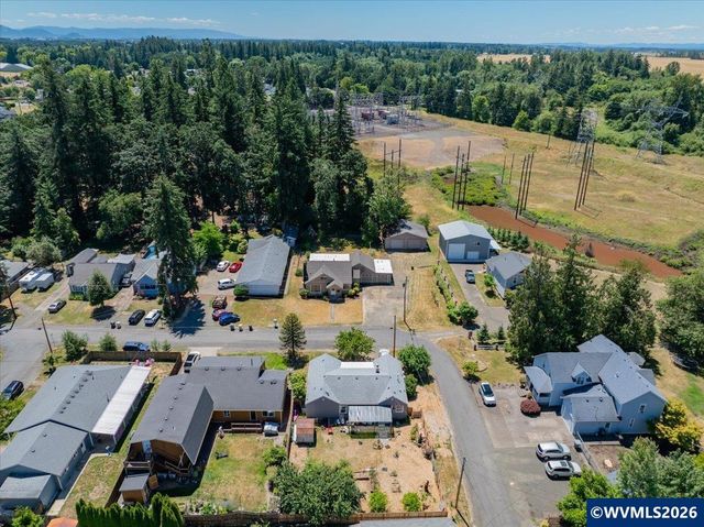2140 17th Av SW, Albany, OR 97321