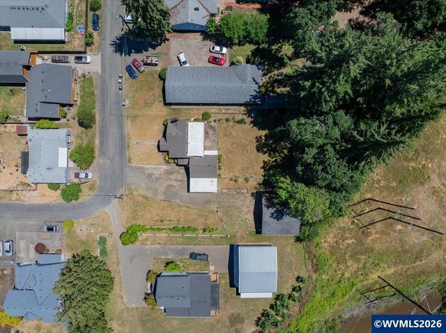 2140 17th Av SW, Albany, OR 97321