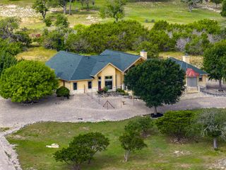 550 Gallup Trail, Kerrville, TX 78028