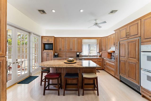 18515 SE Prestwick Lane, Tequesta, FL 33469