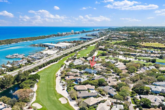 18515 SE Prestwick Lane, Tequesta, FL 33469