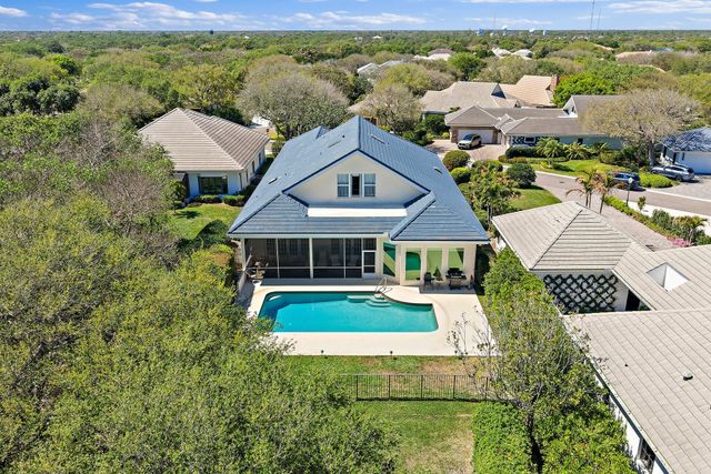 18515 SE Prestwick Lane, Tequesta, FL 33469