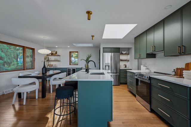 8422 N NORTHVIEW Rd, Spokane, WA 99208