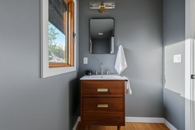 8422 N NORTHVIEW Rd, Spokane, WA 99208