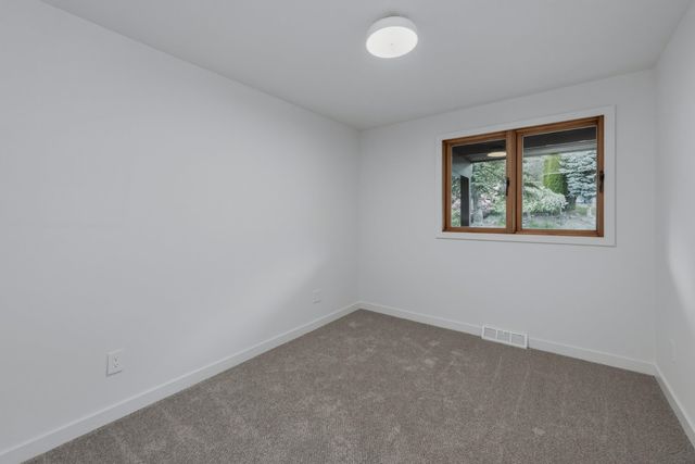 8422 N NORTHVIEW Rd, Spokane, WA 99208