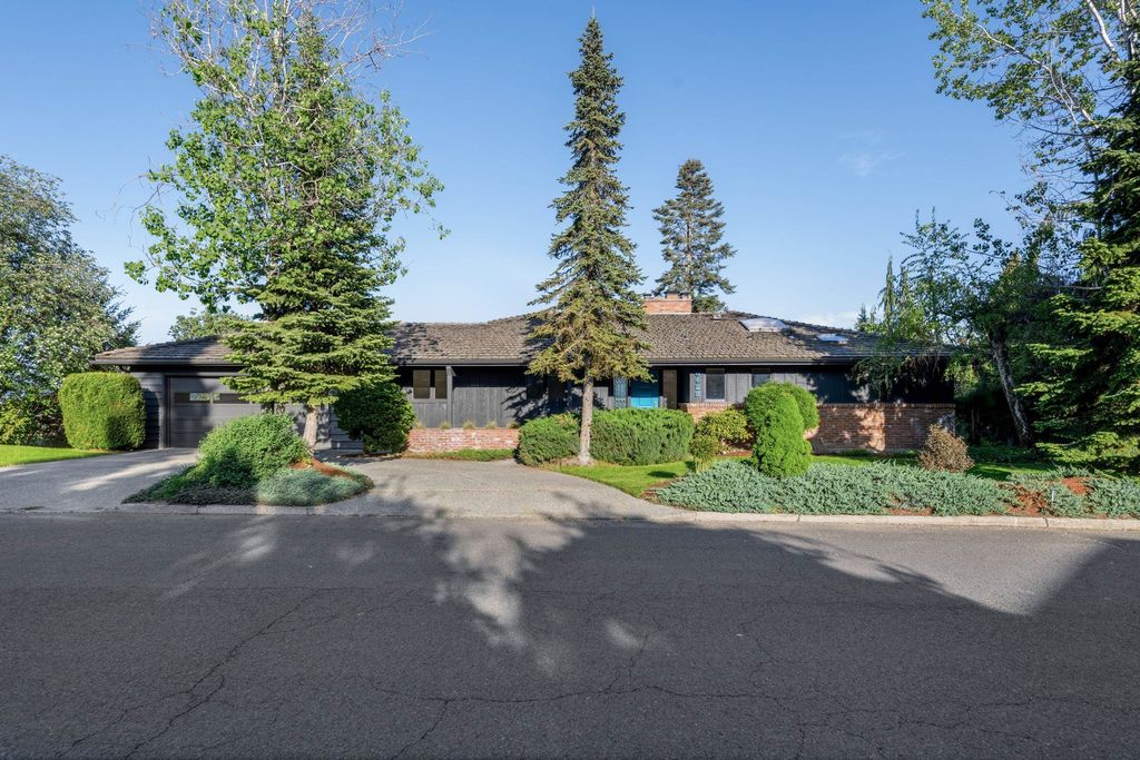 8422 N NORTHVIEW Rd, Spokane, WA 99208