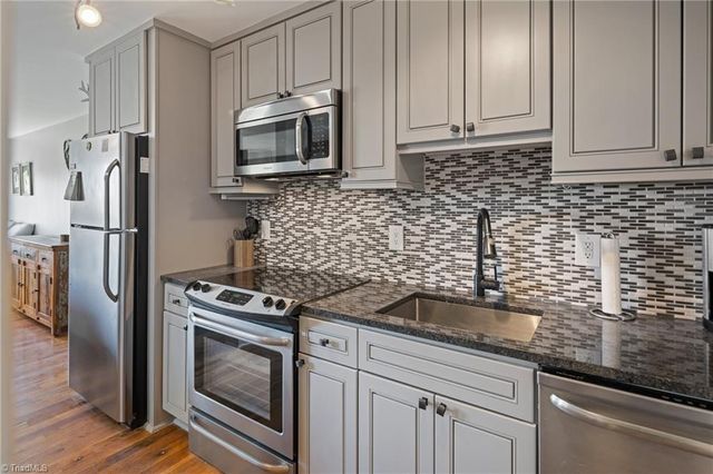 301 Pinnacle Inn Road 4103, Beech Mountain, NC 28604
