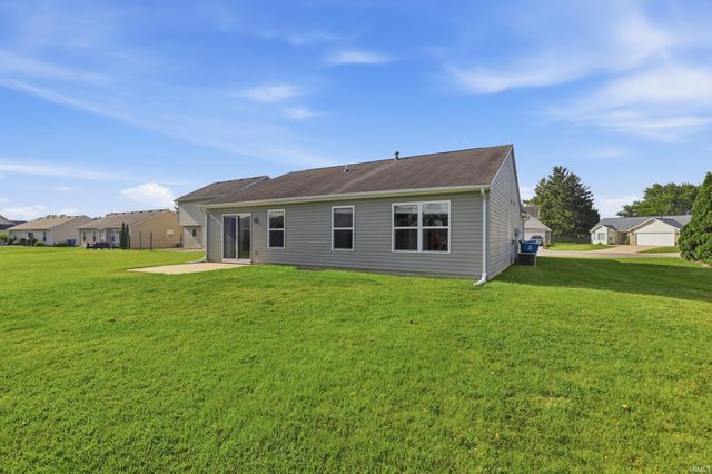 5230 Salt Trail Canyon Pass, Fort Wayne, IN 46808